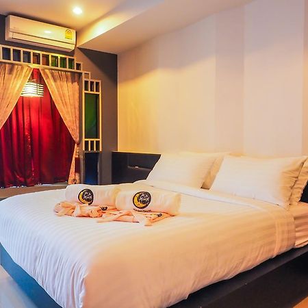 De Ja Moon Hostel Chiang Mai Exterior photo