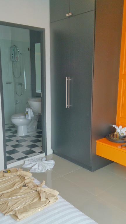 De Ja Moon Hostel Chiang Mai Room photo